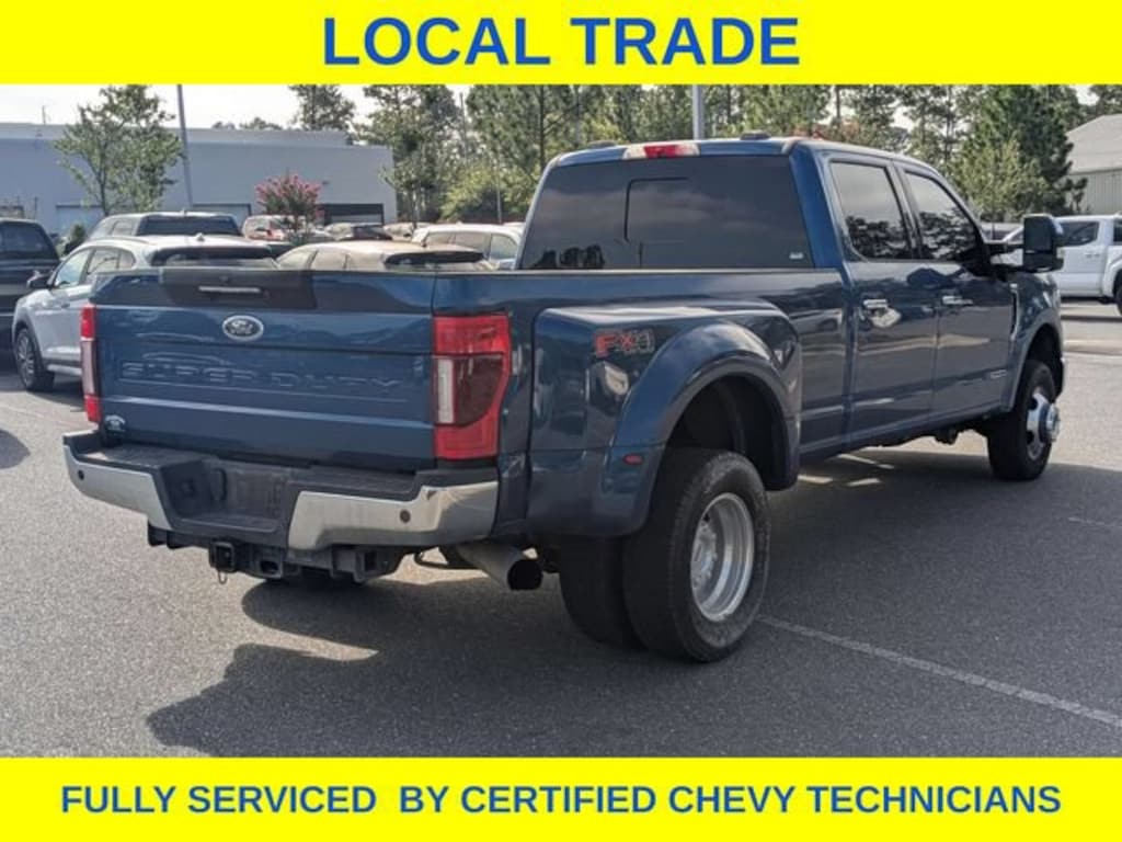 Used 2022 Ford F-350 Lariat Truck Crew Cab