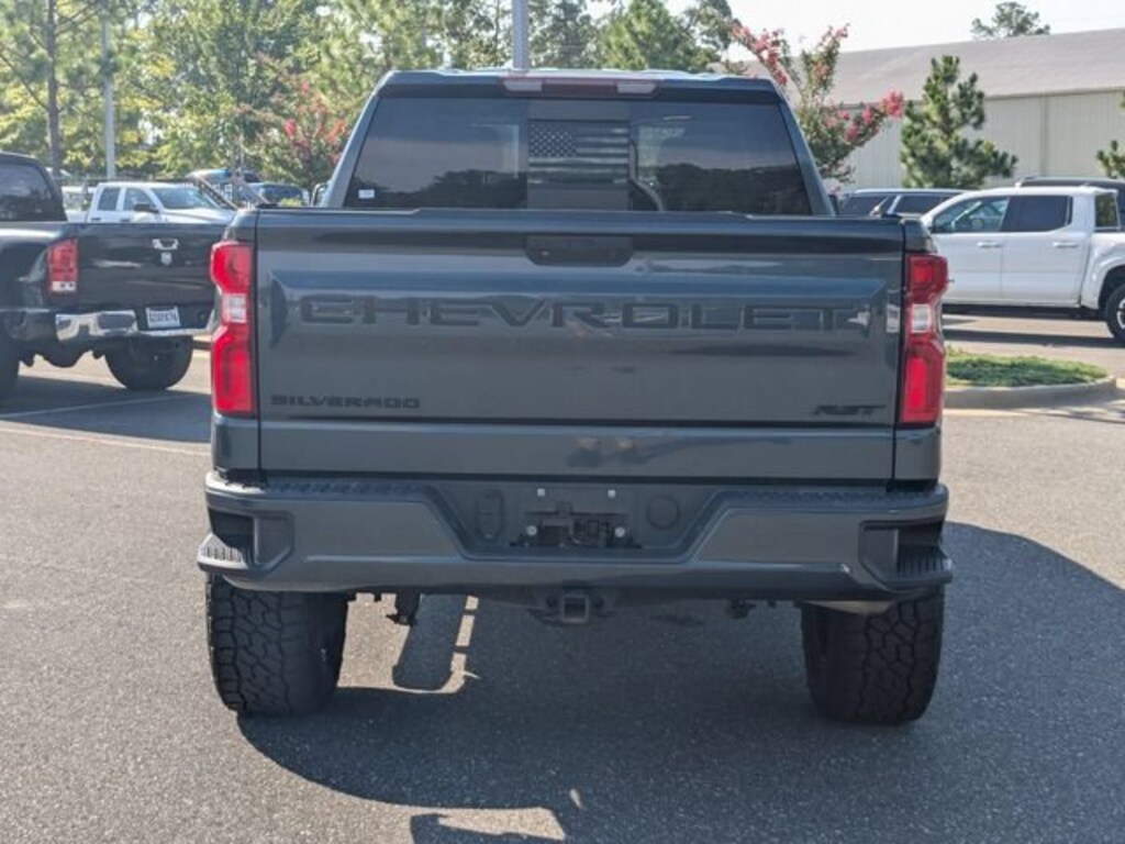 Used 2020 Chevrolet Silverado 1500 RST Truck