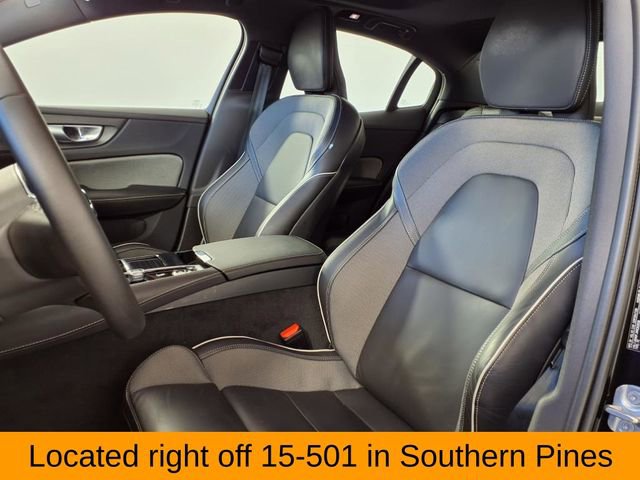 2024 Volvo S60 Recharge Ultimate Black Edition photo 3
