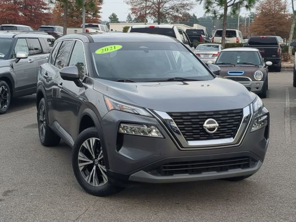 Used 2021 Nissan Rogue SV SUV