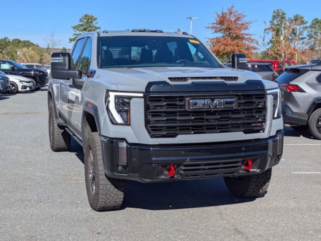 Used 2024 GMC Sierra 2500 HD AT4X Truck