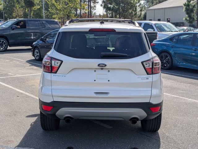 2017 Ford Escape Titanium photo 4