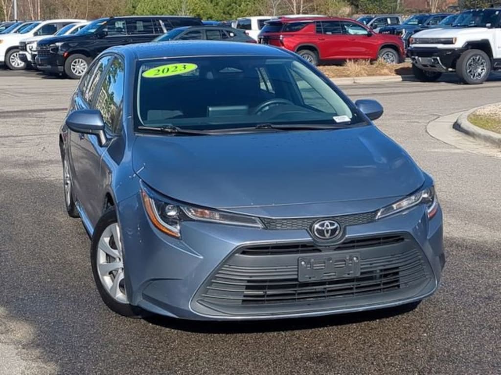 Used 2023 Toyota Corolla LE Sedan
