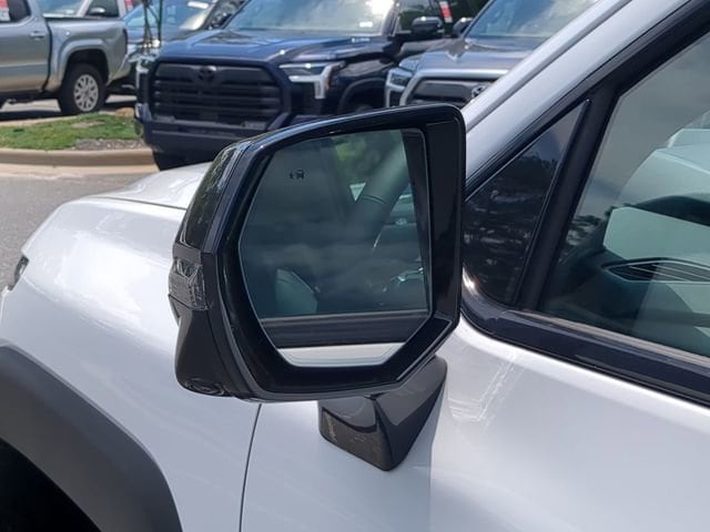 2025 Chevrolet Silverado EV LT - Photo 21