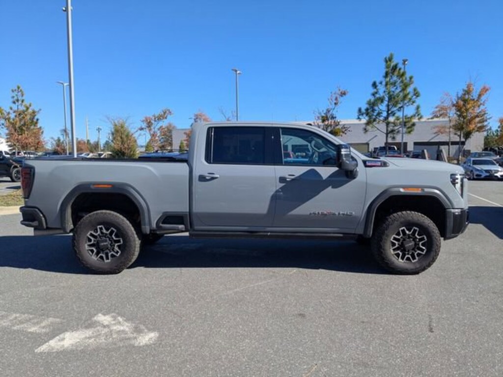 Used 2024 GMC Sierra 2500 HD AT4X Truck