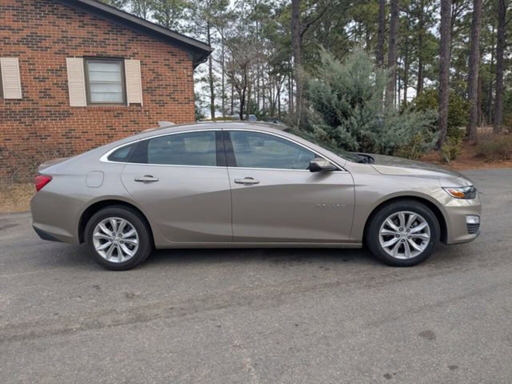 Used 2025 Chevrolet Malibu 1LT Sedan