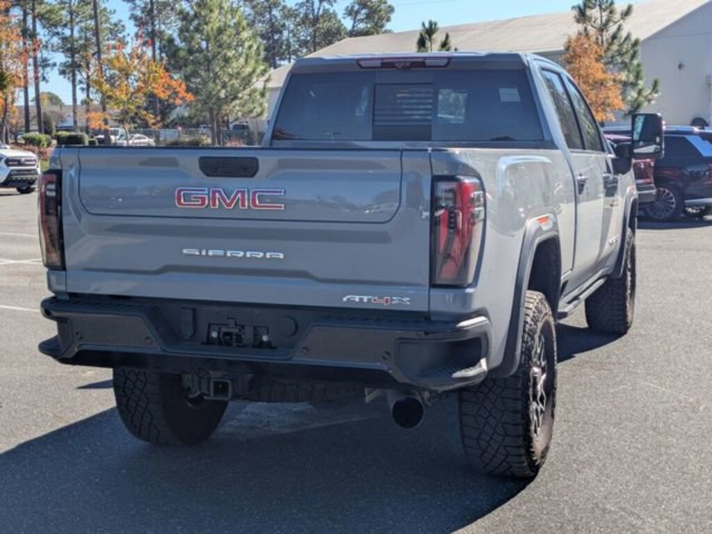Used 2024 GMC Sierra 2500 HD AT4X Truck