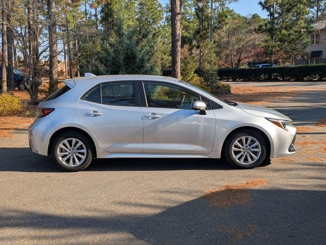 2023 Toyota Corolla SE photo 2