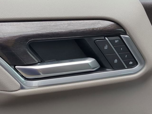 2026 Chevrolet Silverado 1500 LTZ - Photo 16
