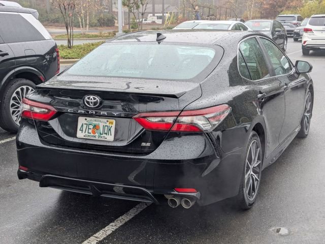 2024 Toyota Camry SE photo 3