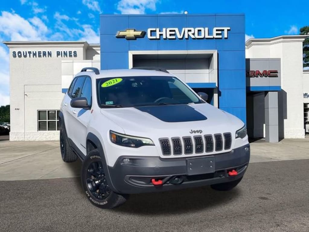 Used 2021 Jeep Cherokee Trailhawk SUV