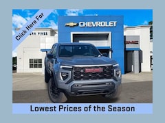 2026 GMC Canyon Elevation Truck