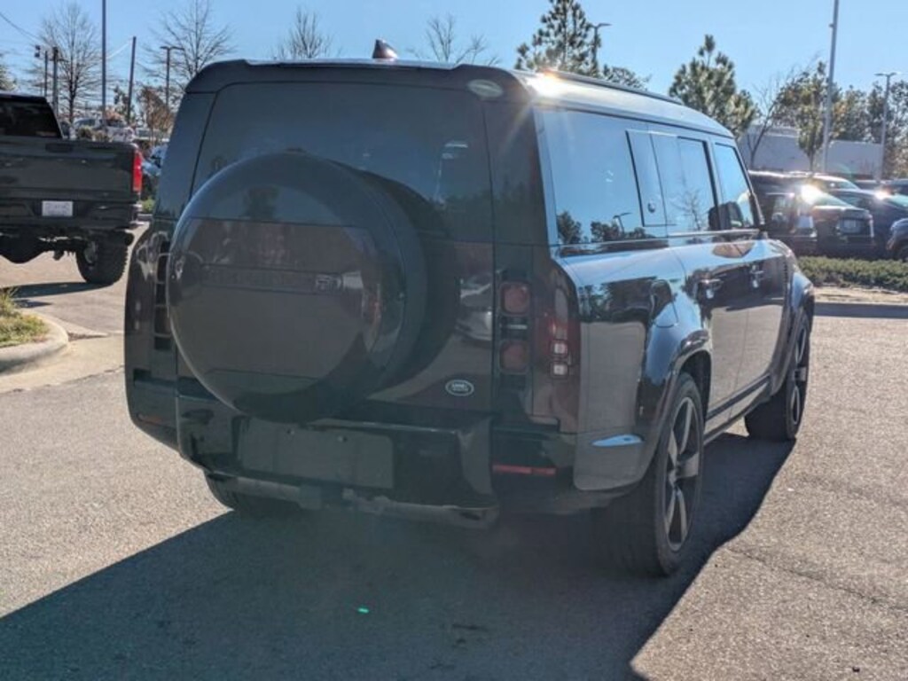 Used 2023 Land Rover Defender X-Dynamic SE SUV