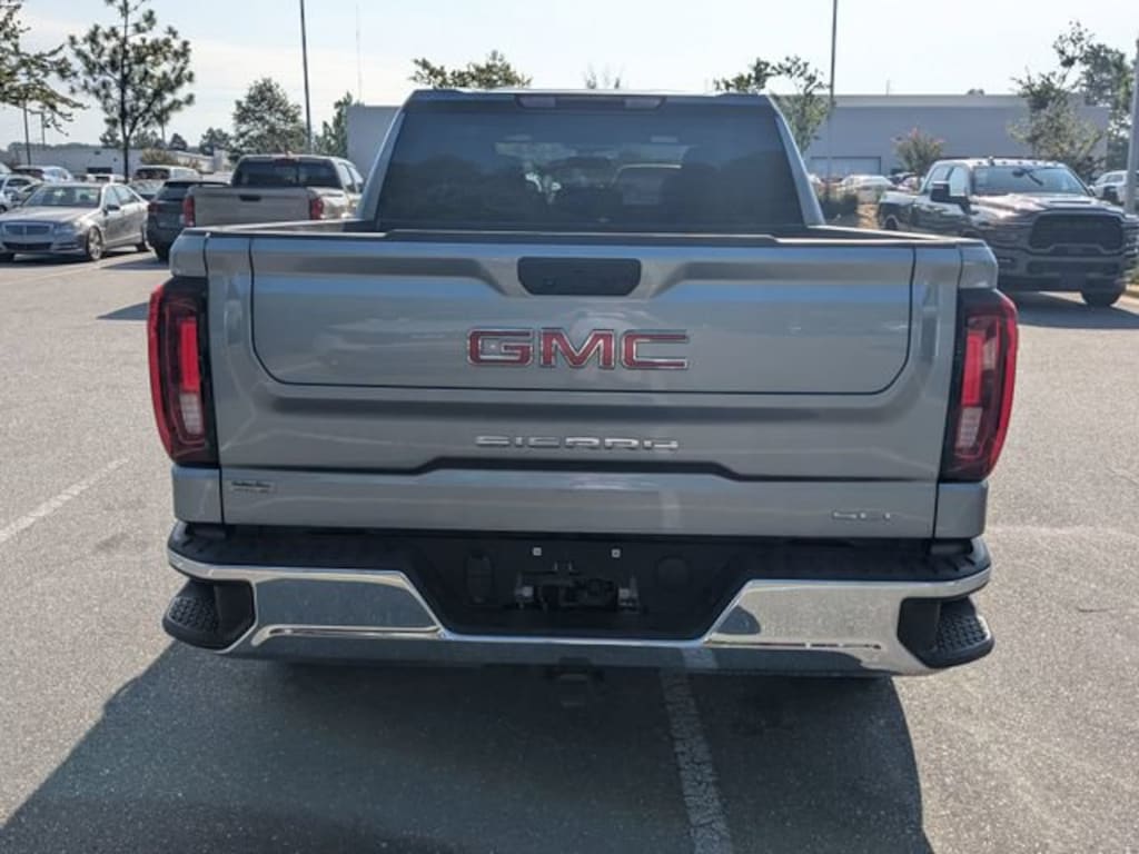 Used 2025 GMC Sierra 1500 SLT Truck Crew Cab