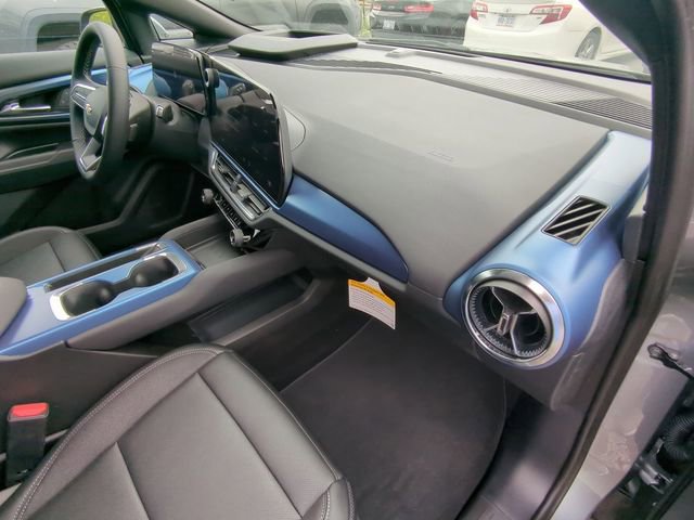 2025 Chevrolet Equinox EV LT - Photo 47