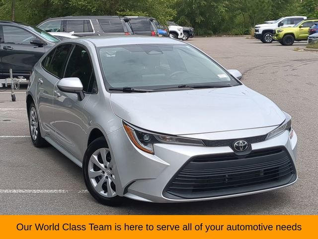 2024 Toyota Corolla LE photo 2