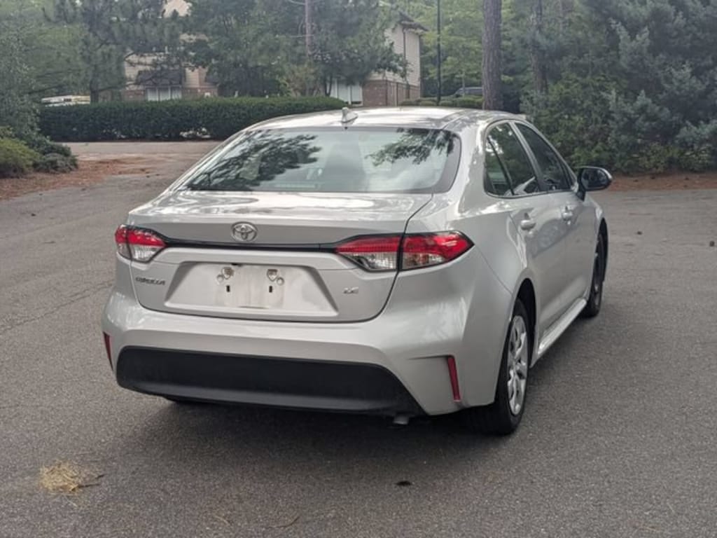 Used 2024 Toyota Corolla LE Sedan