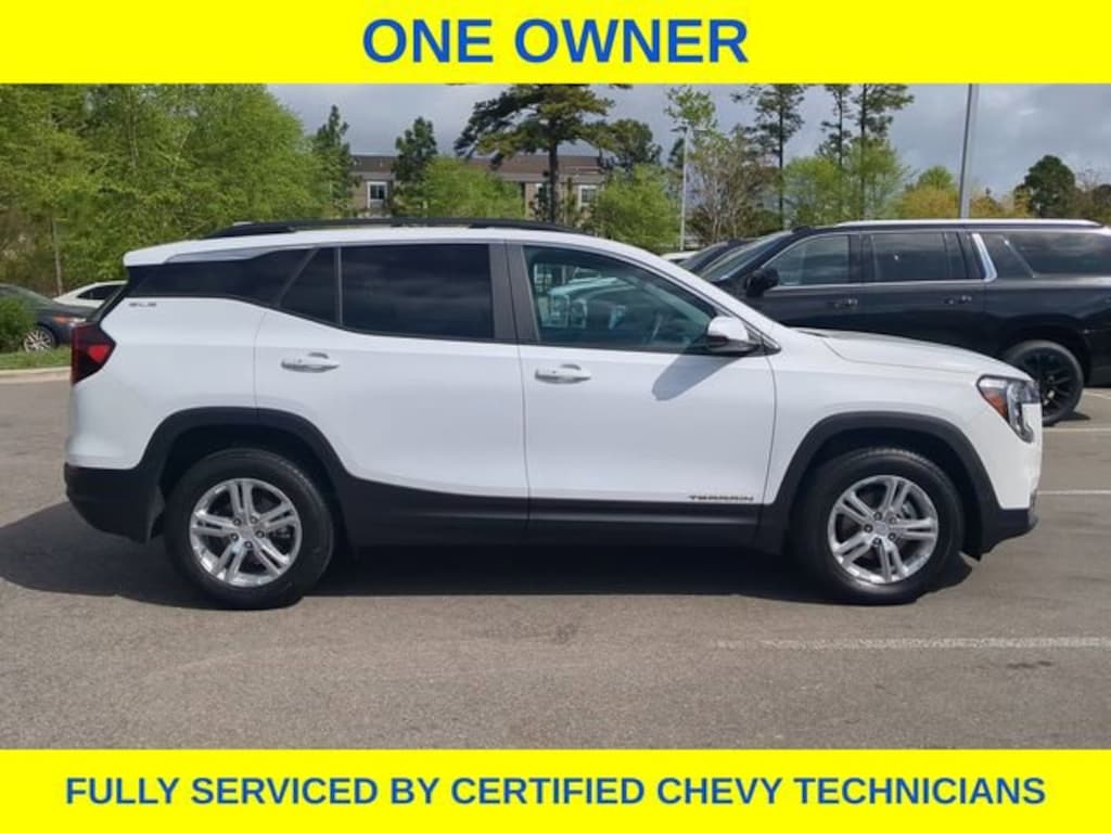 Used 2023 GMC Terrain SLE SUV