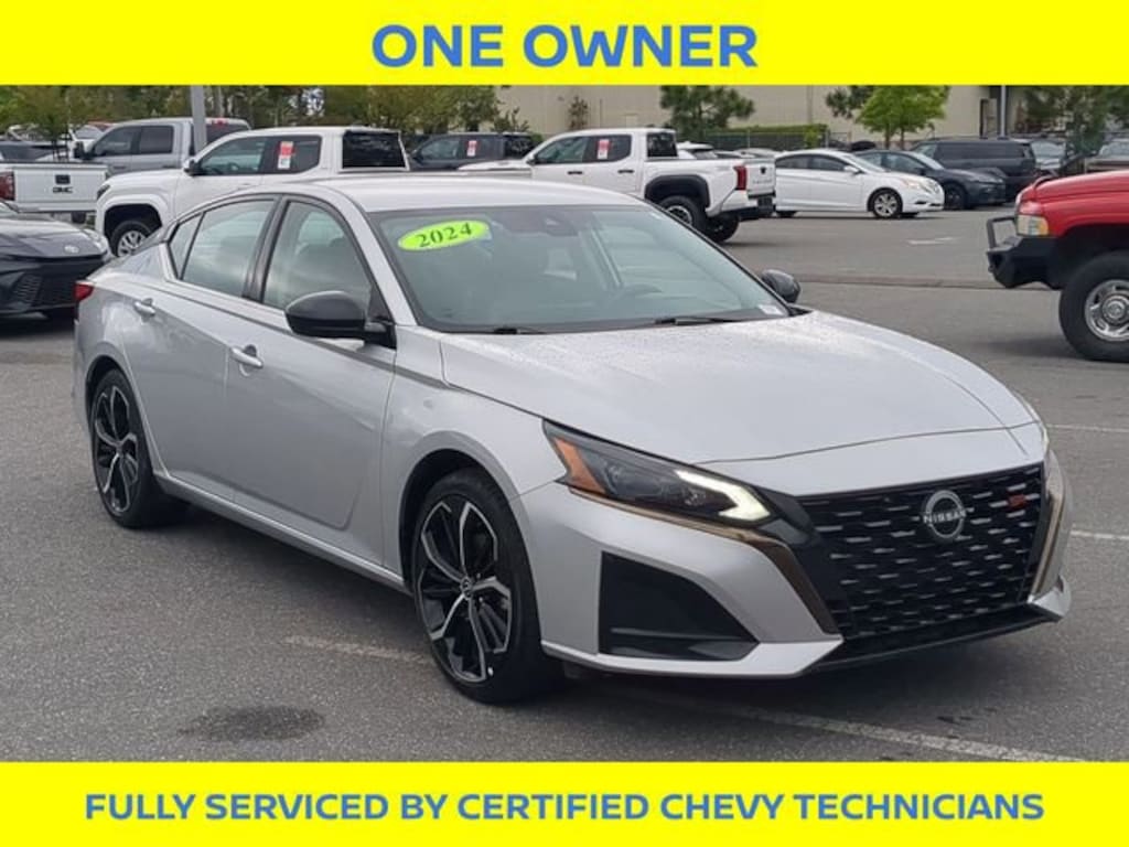 Used 2024 Nissan Altima 2.5 SR Sedan