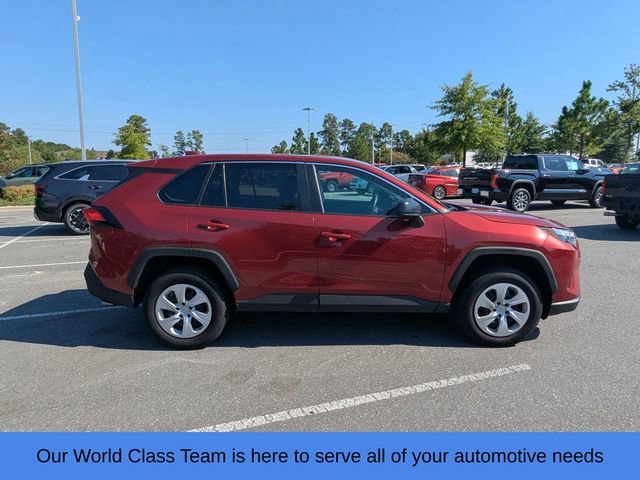 2023 Toyota RAV4 LE photo 2