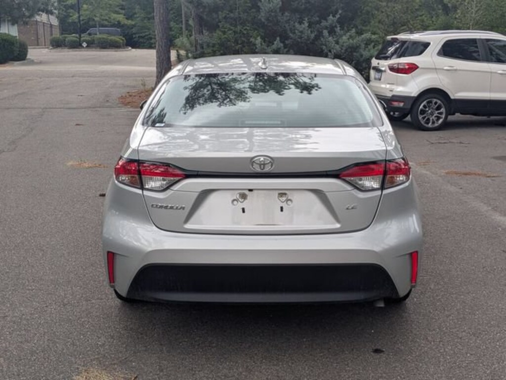 Used 2024 Toyota Corolla LE Sedan