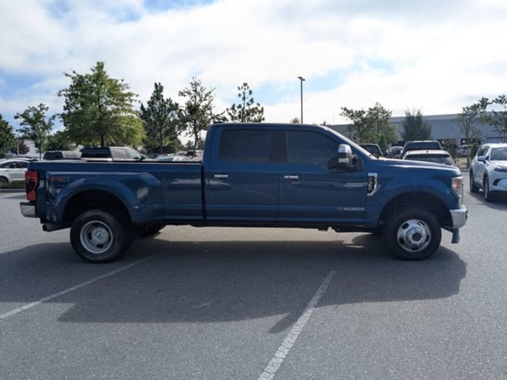 Used 2022 Ford Super Duty F-350 DRW XL Truck Crew Cab