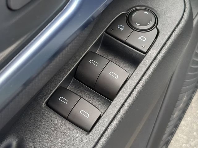 2025 Chevrolet Equinox EV LT - Photo 22