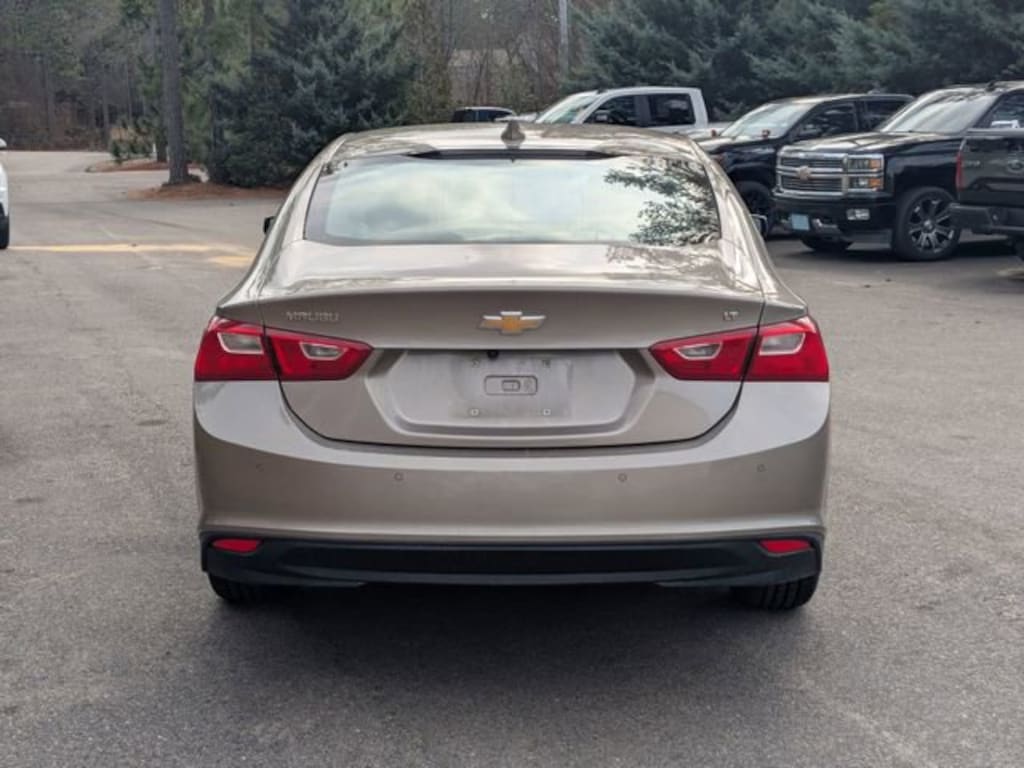 Used 2025 Chevrolet Malibu 1LT Sedan