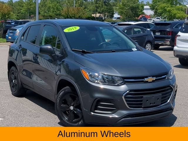 Used 2019 Chevrolet Trax LS with VIN 3GNCJKSB9KL370073 for sale in Southern Pines, NC