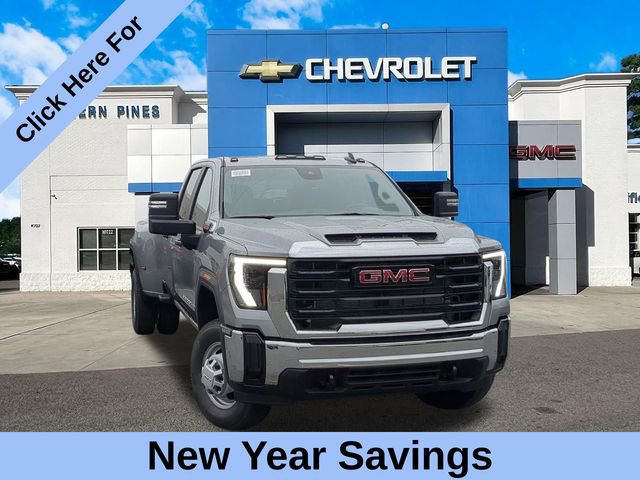 2026 GMC Sierra 3500HD Pro's photo