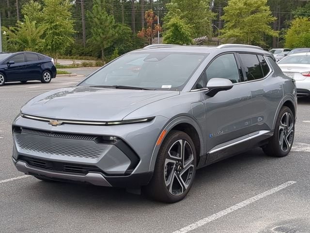 2025 Chevrolet Equinox EV LT - Photo 12