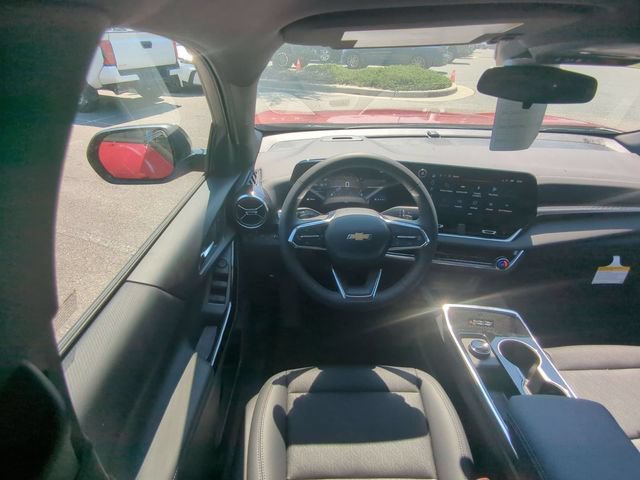 2027 Chevrolet Equinox LT - Photo 34