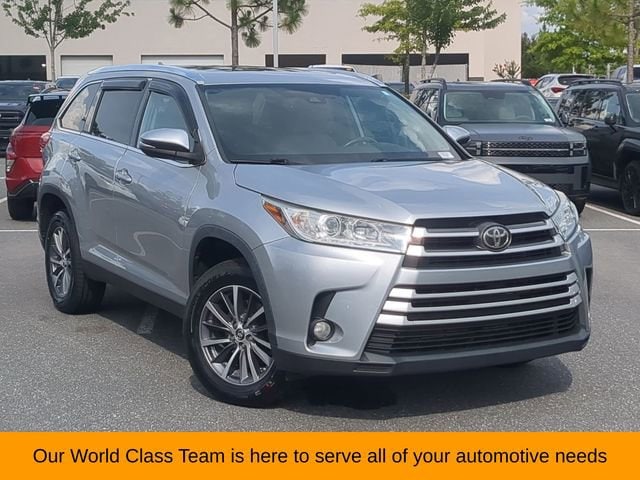 Used 2019 Toyota Highlander XLE with VIN 5TDKZRFH0KS337056 for sale in Southern Pines, NC