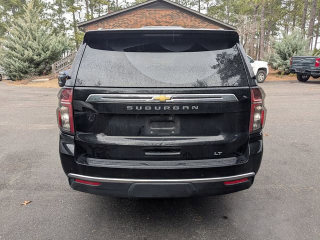 Used 2024 Chevrolet Suburban LT SUV