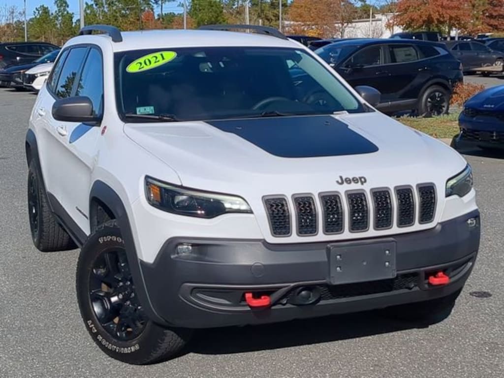 Used 2021 Jeep Cherokee Trailhawk SUV