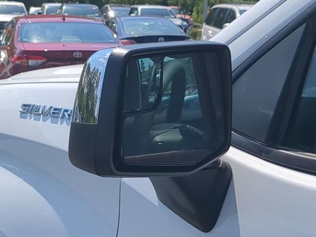 2025 Chevrolet Silverado 1500 LT - Photo 19