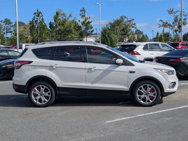 2017 Ford Escape Titanium photo 2