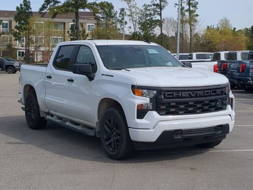 New 2026 Chevrolet Silverado 1500 Custom Truck