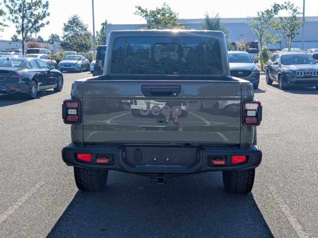 Used 2025 Jeep Gladiator Mojave X Truck Crew Cab