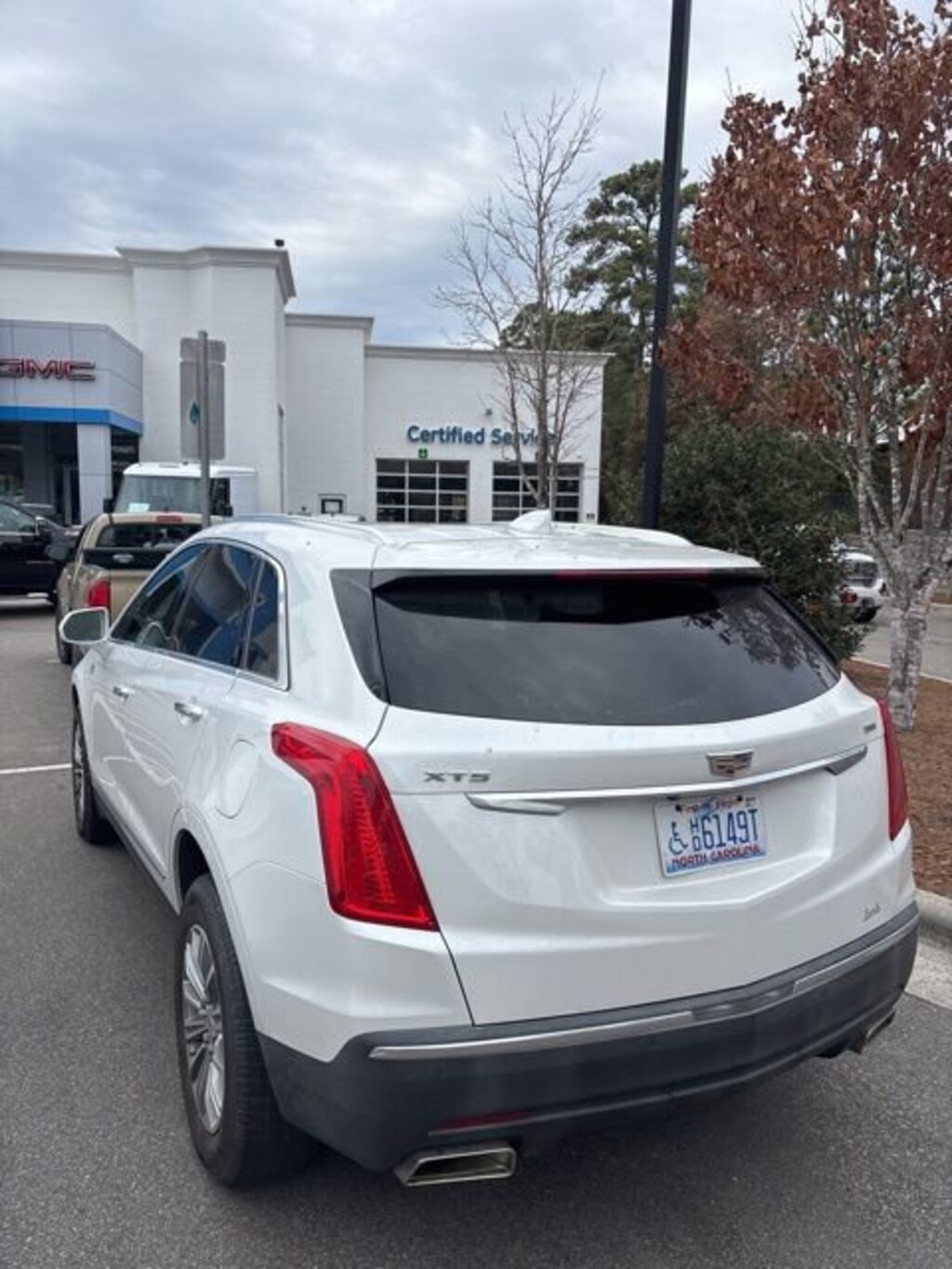 Used 2017 CADILLAC XT5 Luxury FWD SUV
