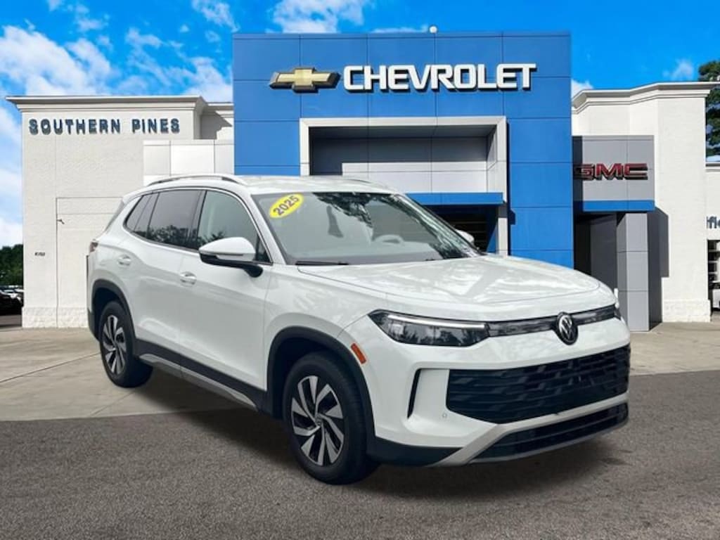 Used 2025 Volkswagen Tiguan S SUV