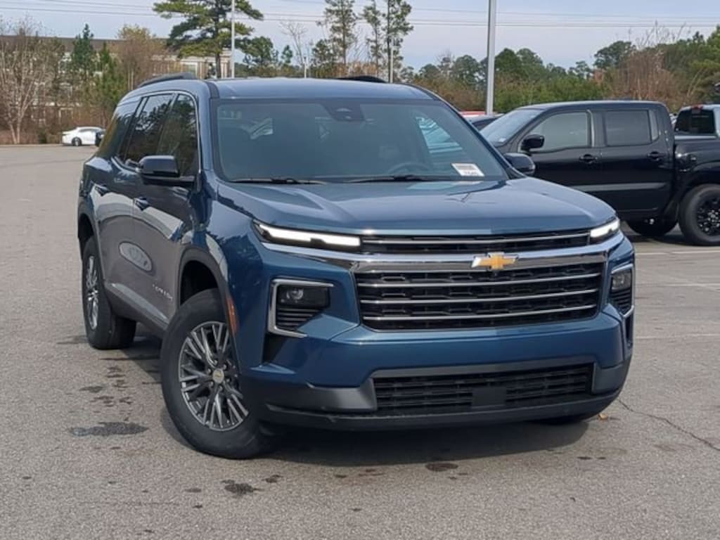 New 2026 Chevrolet Traverse LT SUV