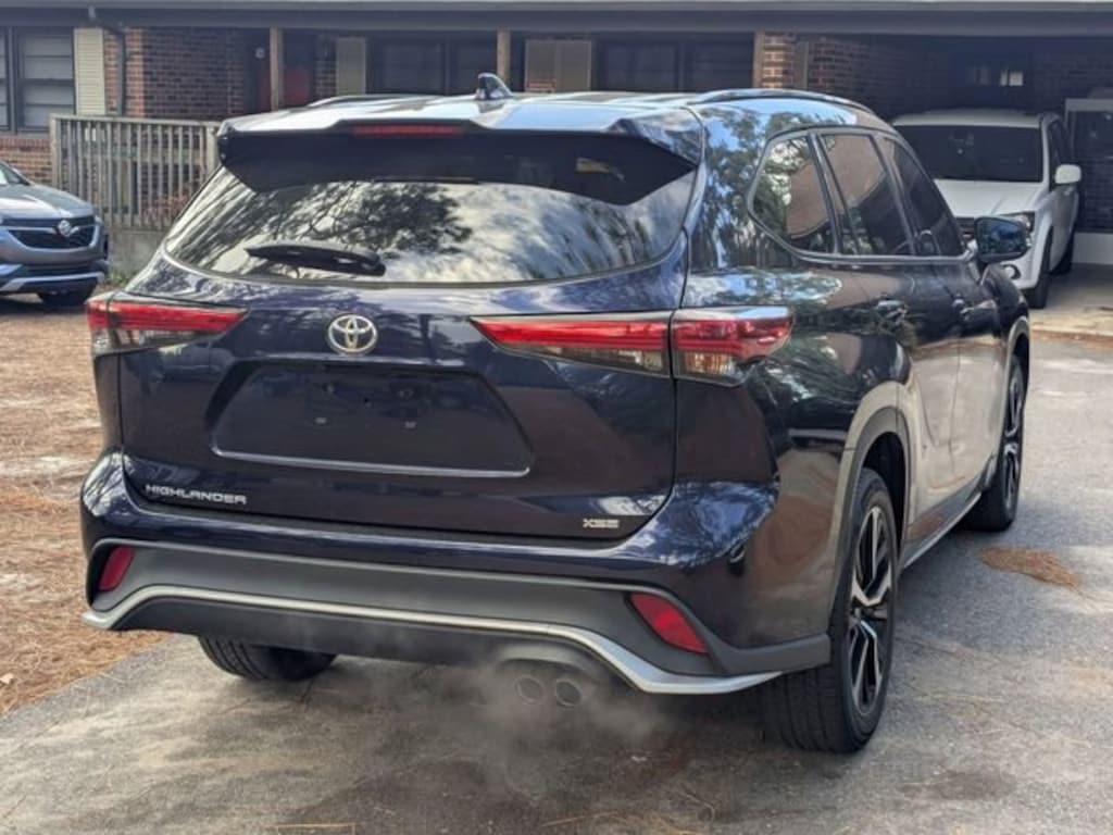 Used 2022 Toyota Highlander XSE SUV