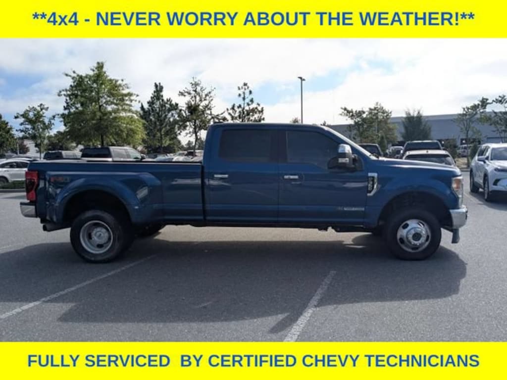Used 2022 Ford F-350 Lariat Truck Crew Cab