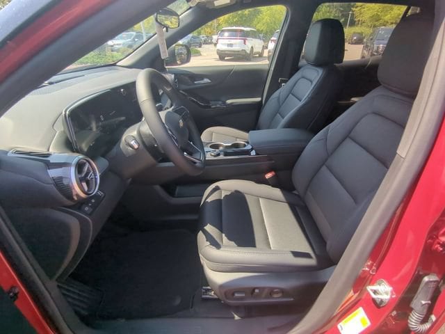 2027 Chevrolet Equinox LT - Photo 18
