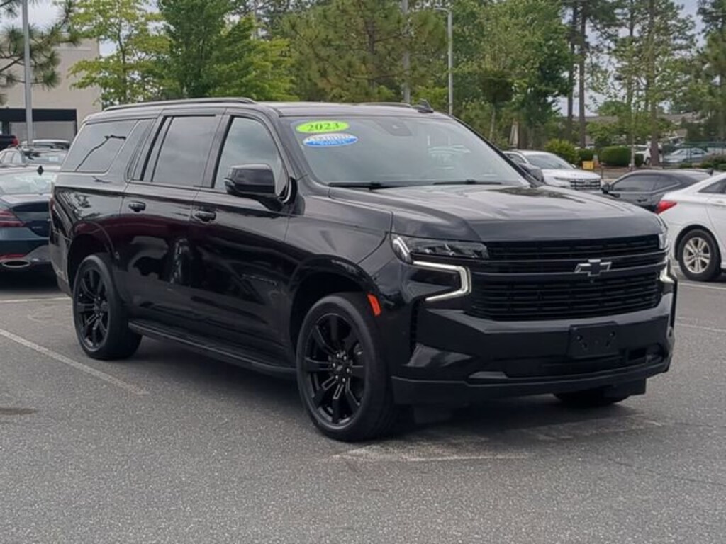 Used 2023 Chevrolet Suburban RST SUV