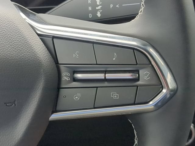 2025 Chevrolet Equinox EV LT - Photo 22