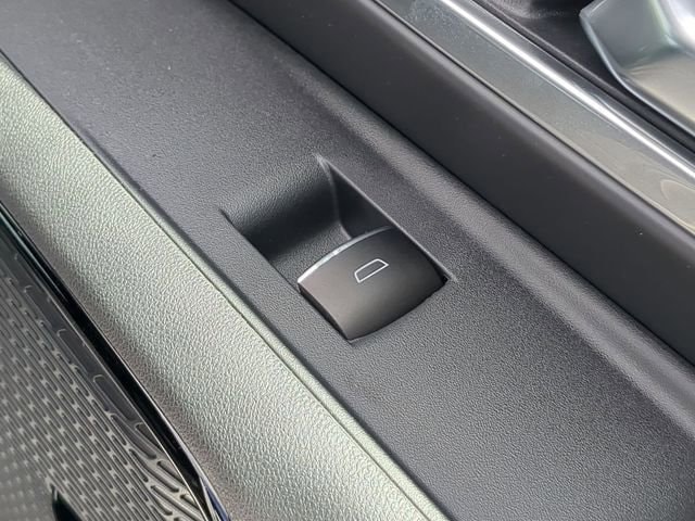 2025 Chevrolet Silverado EV LT - Photo 45