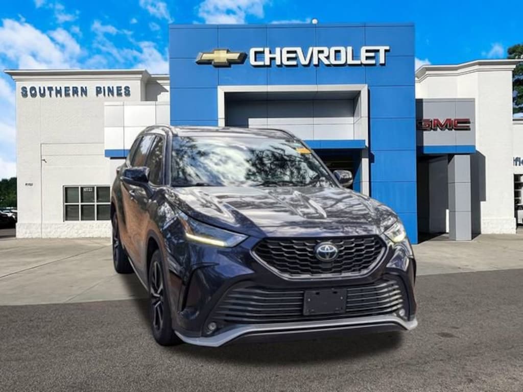 Used 2022 Toyota Highlander XSE SUV
