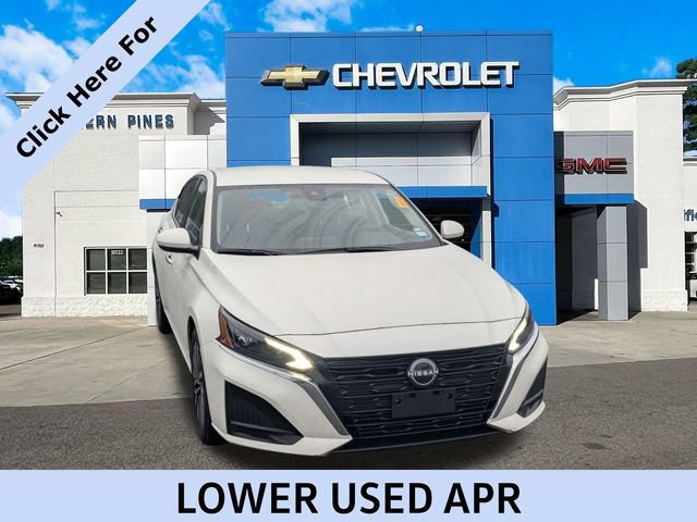 2023 Nissan Altima SV